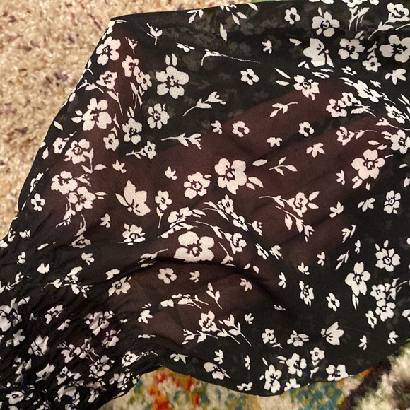 Cute mini dress for sale! - Picture 3 of 4